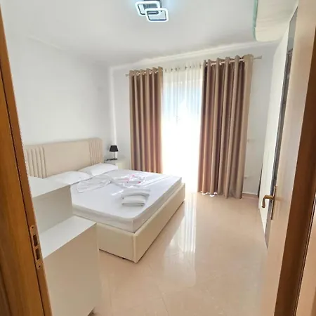 Panorama Balcony Apartman Tirana