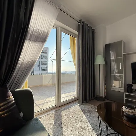 Panorama Balcony *